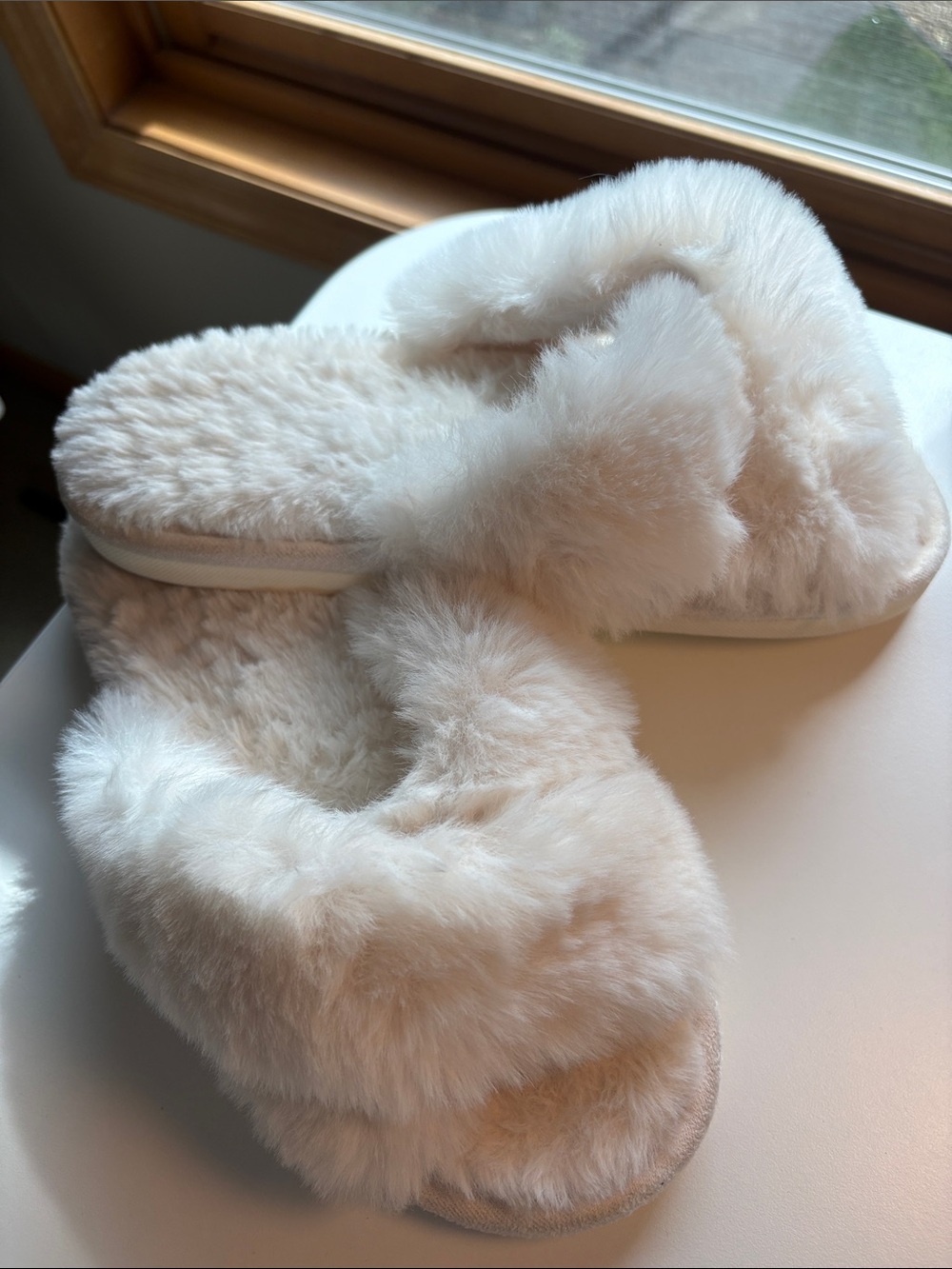 Plush Faux Fur Slide Slippers - Cream
